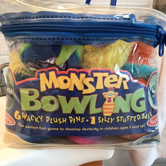 Melissa & Doug Monster bowling set and free shirt - Picture 4 of 7